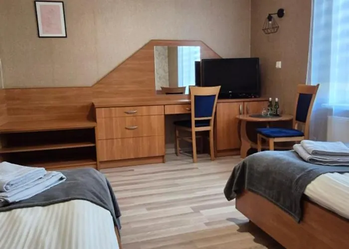 Quartet-quality Restauracja I فندق Pniewy (Greater Poland)